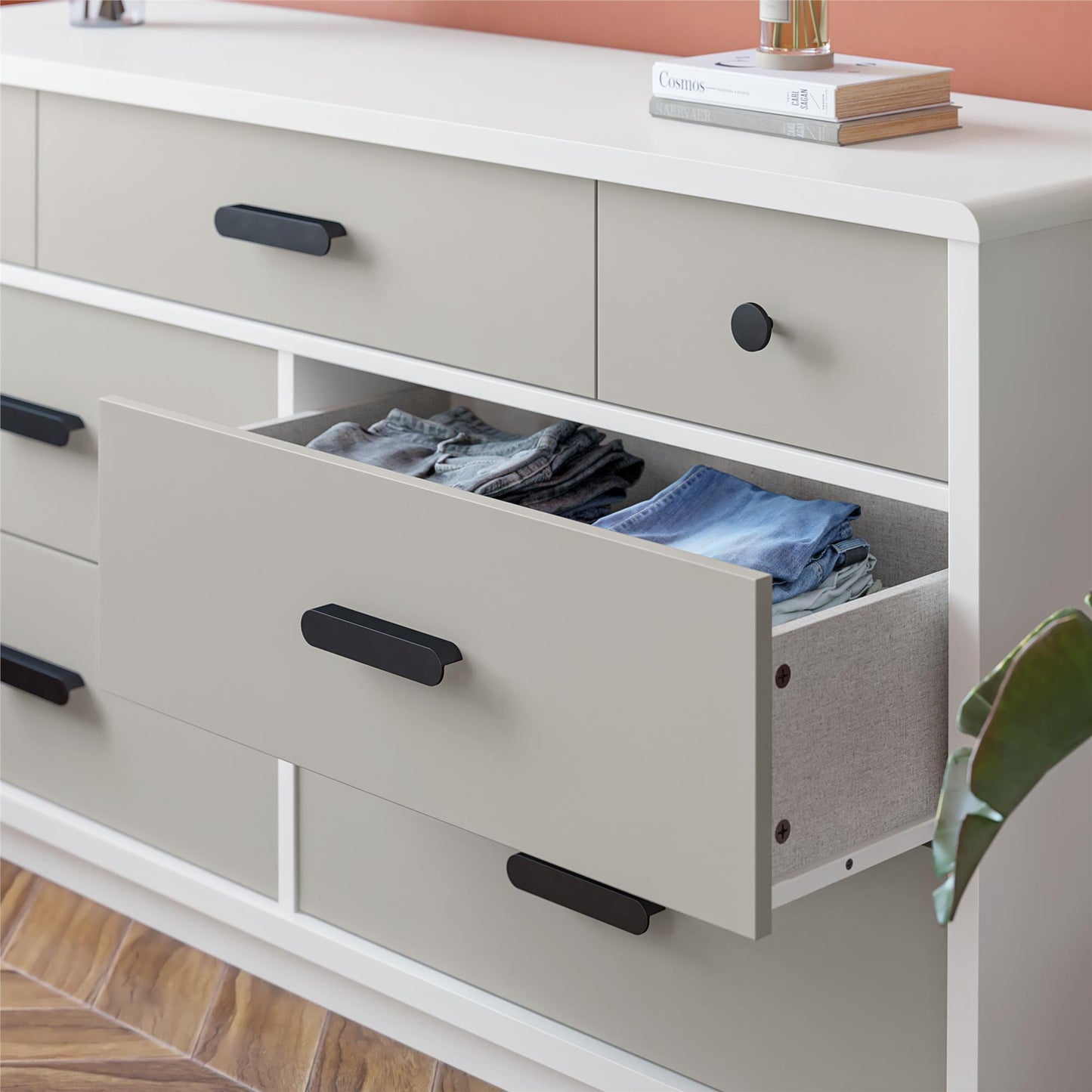 Valencia - 7 Drawer Wide Dresser - Taupe