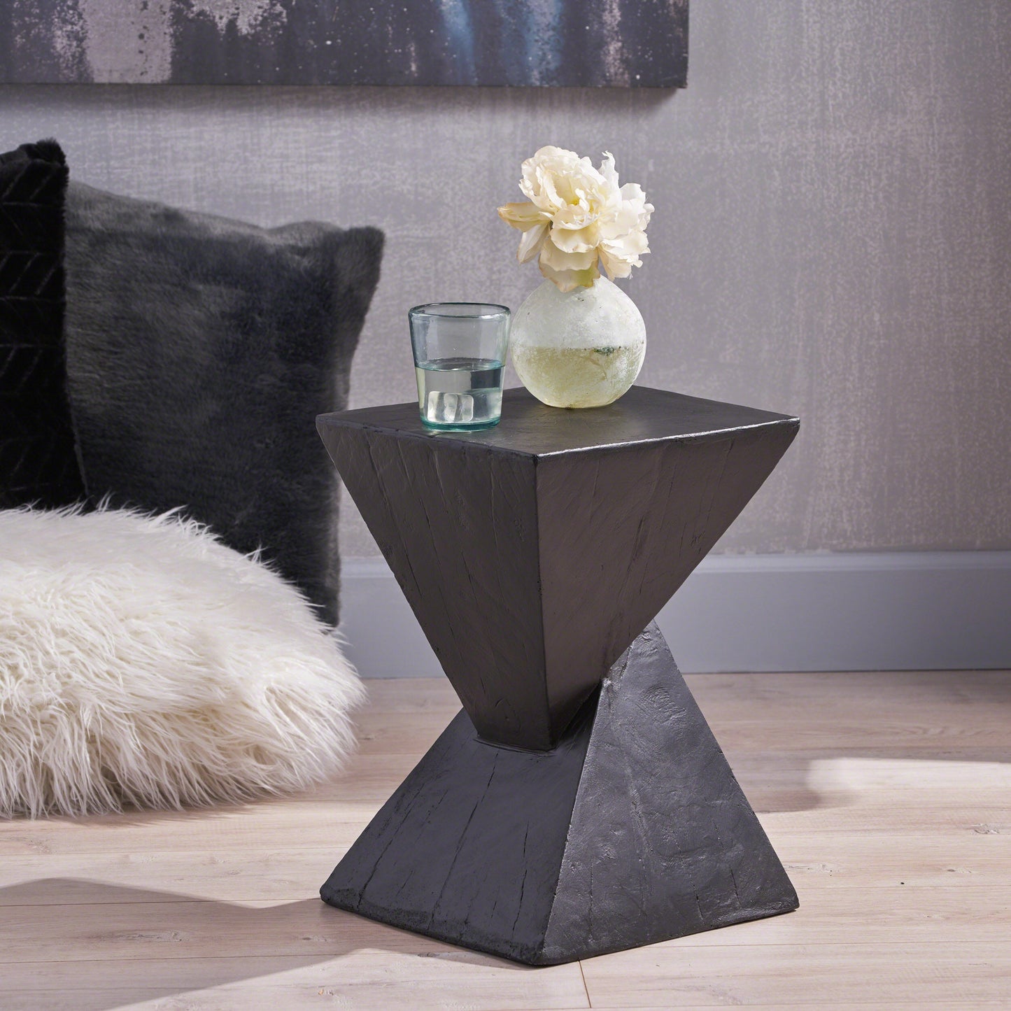 TESS Modern Side Table – Stylish End Table Compatible with Living Room, Bedroom, or Office