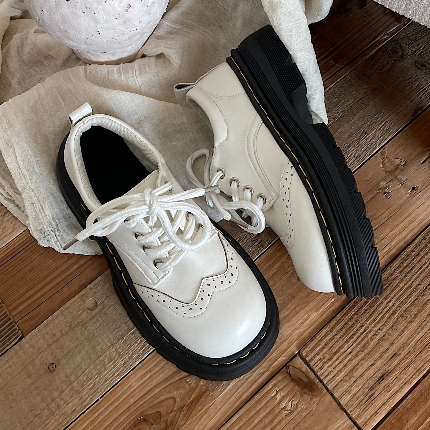 Womens Casual British-style Soft-soled Leather Shoes
