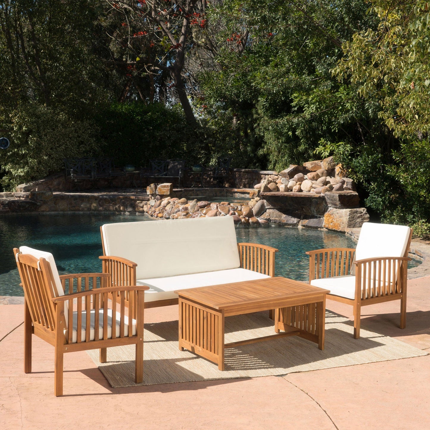 4 Piece Outdoor Chat Set With Water-Resistant Cushions