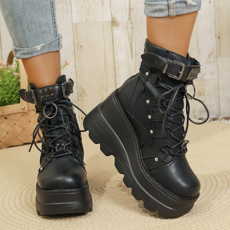 Plus-size Dark Versatile Edgy Punk-style Platform Fashion Boots