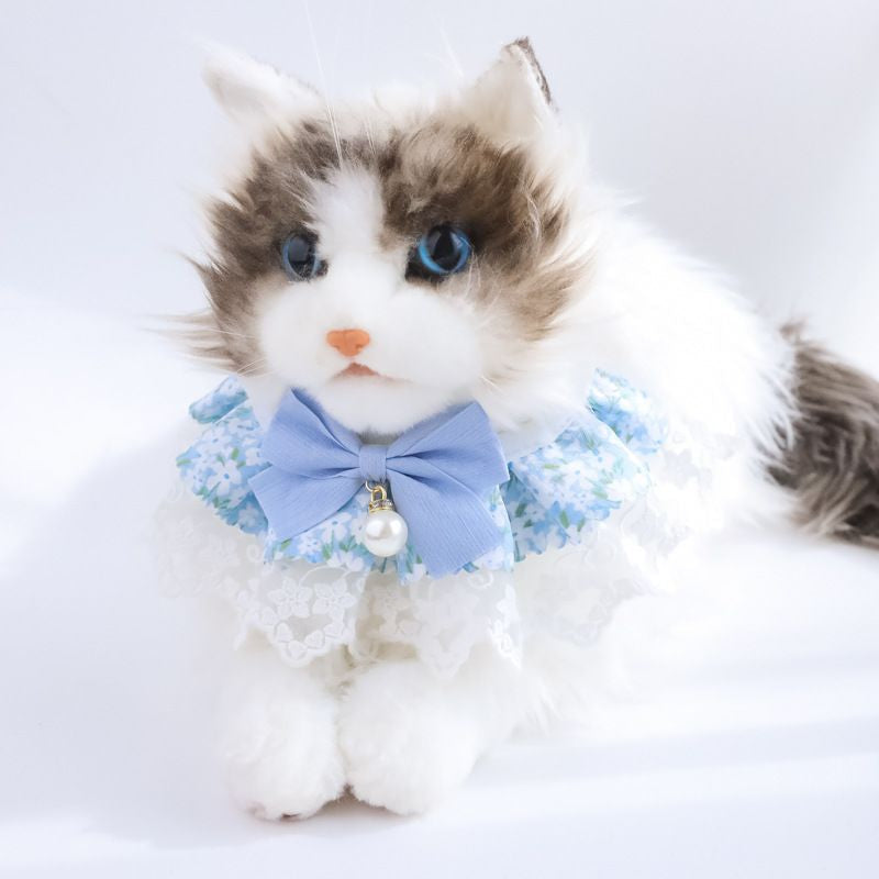 Cats Innocent Series Lace-trimmed Dog Bib