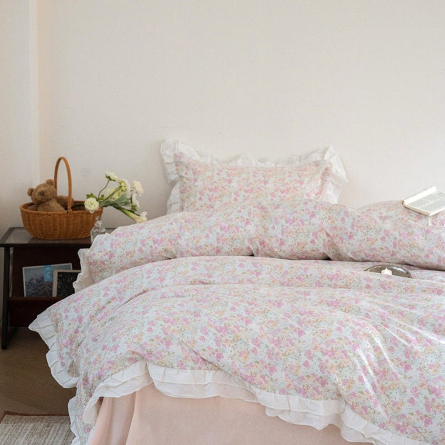 Annie Lace Ruffle Floral Bedding Set / Pink