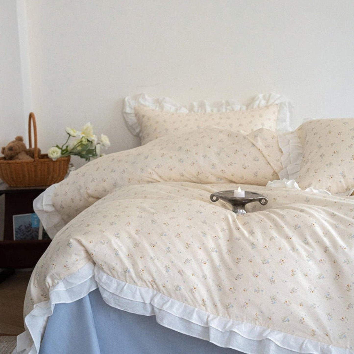 Annie Lace Ruffle Floral Bedding Set / Pink Beige