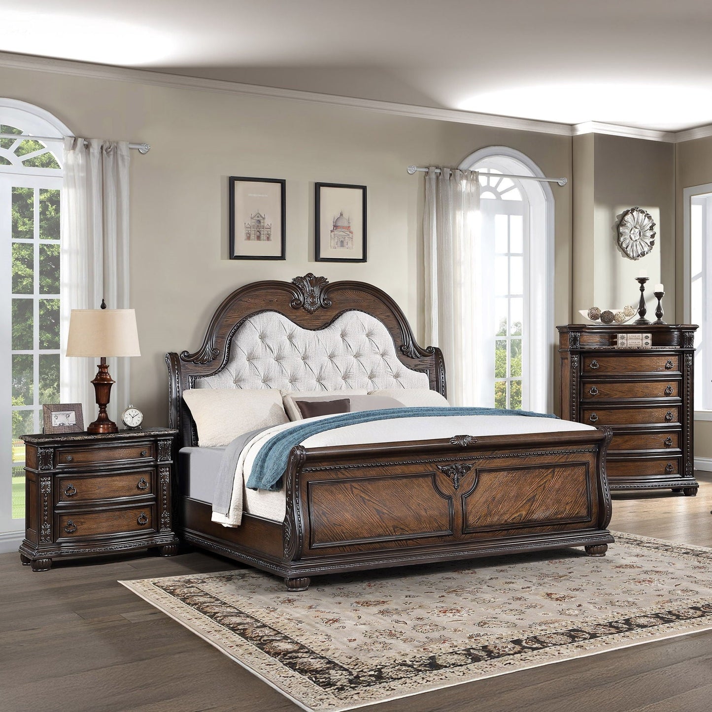 Traditional Style Button Tufted Headboard Sleigh Bed