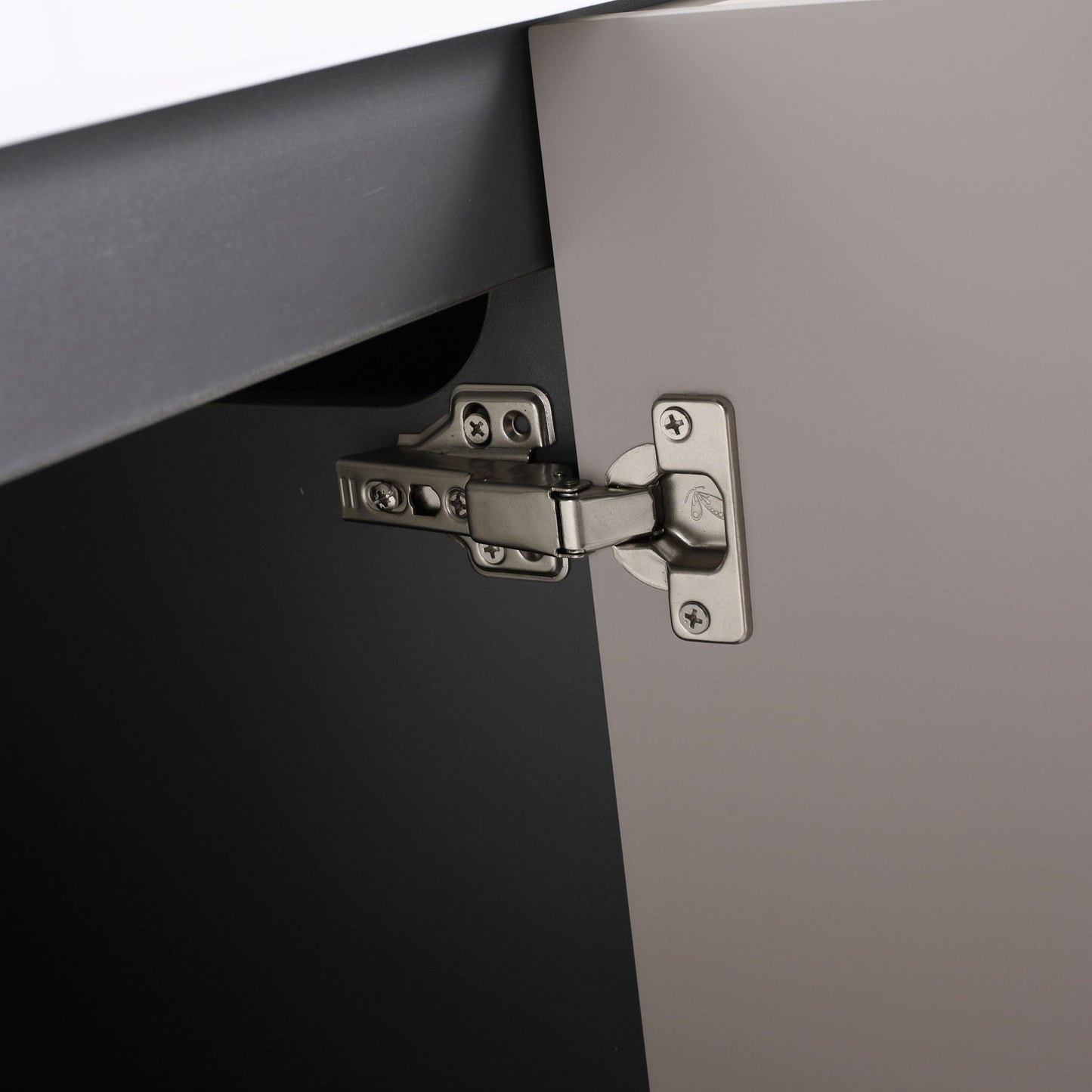 Modern Freestanding Bathroom Vanity With Soft Close Cabinet Doors
