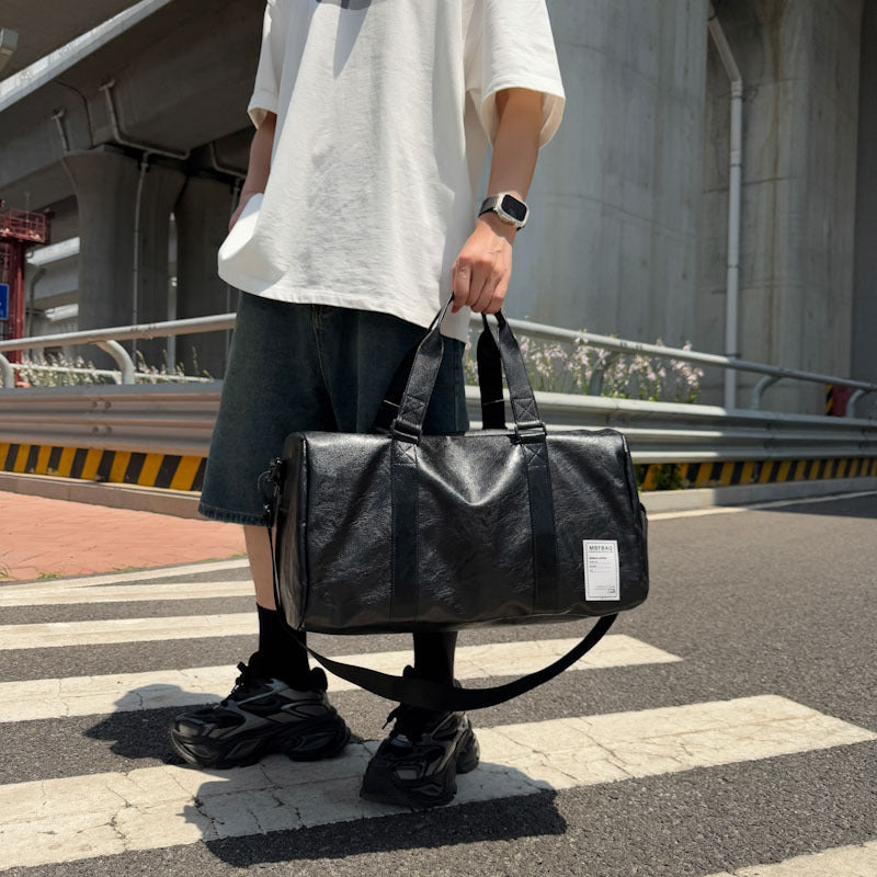 Men's Large-Capacity Fashionable Sports Fitness Bag