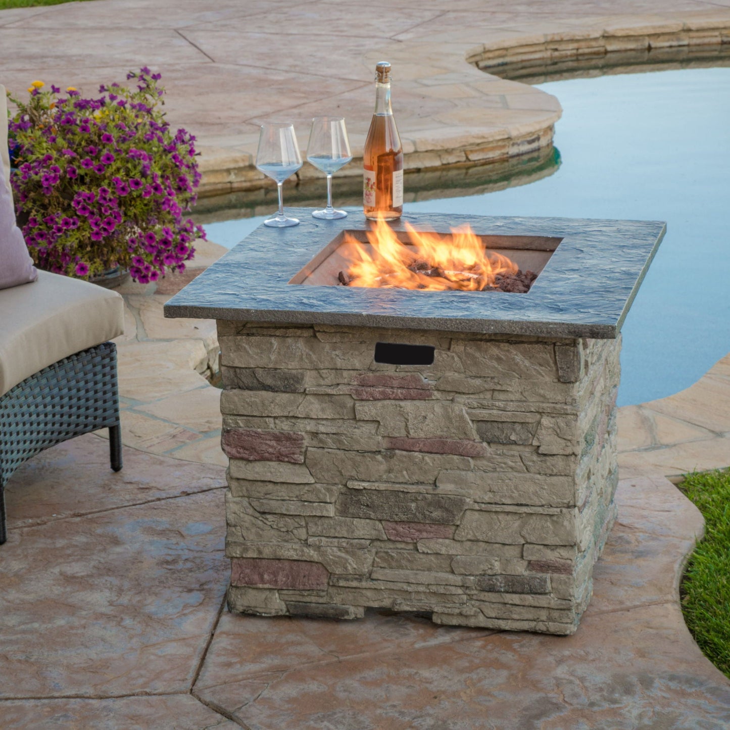 Classic Design Square Fire Pit With Top And 40,000 Btu Heat Output - Stone Gray