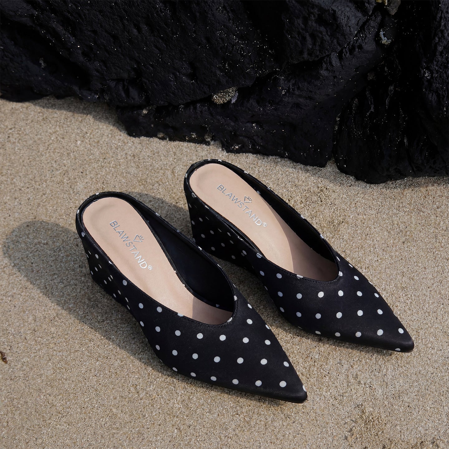 Elegant And Classic Polka-dot Wedge-pointed-toe Pumps