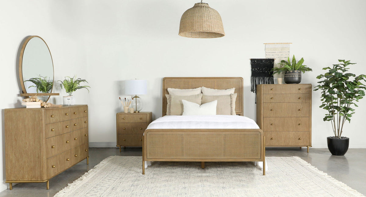 Arini 5-piece Queen Bedroom Set Sand Wash and Natural Cane