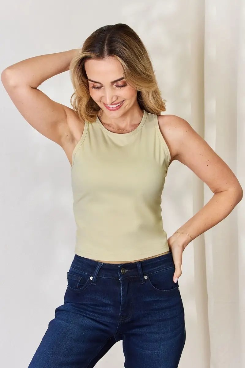 T-Shirts Trendsi Basic Bae Full Size Round Neck Slim Tank for Women