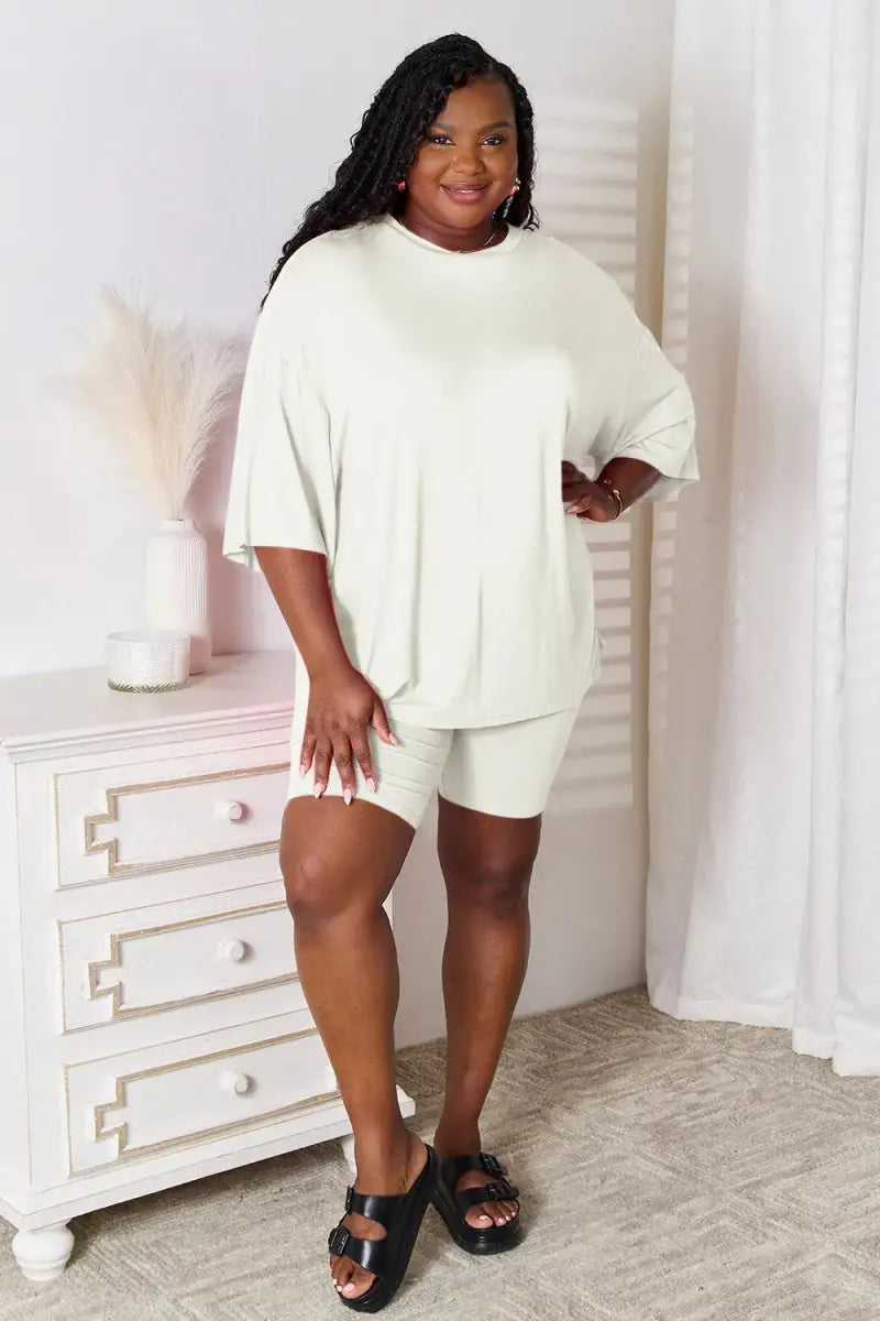 Three-Quarter Sleeve Top - Soft Rayon - Everyday Essential