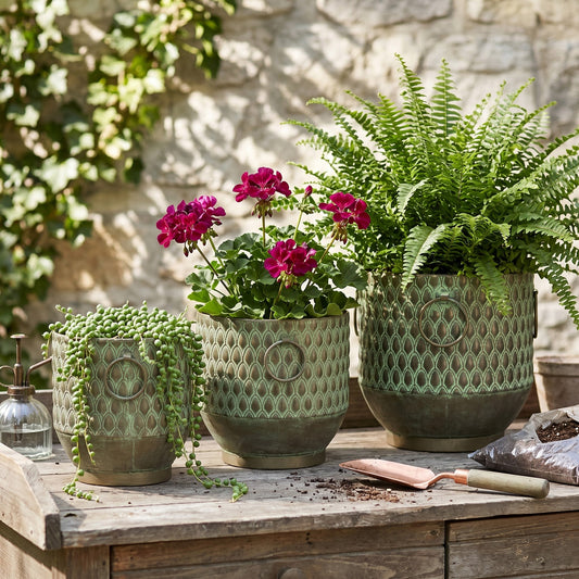 S/3 Textured Planters Set