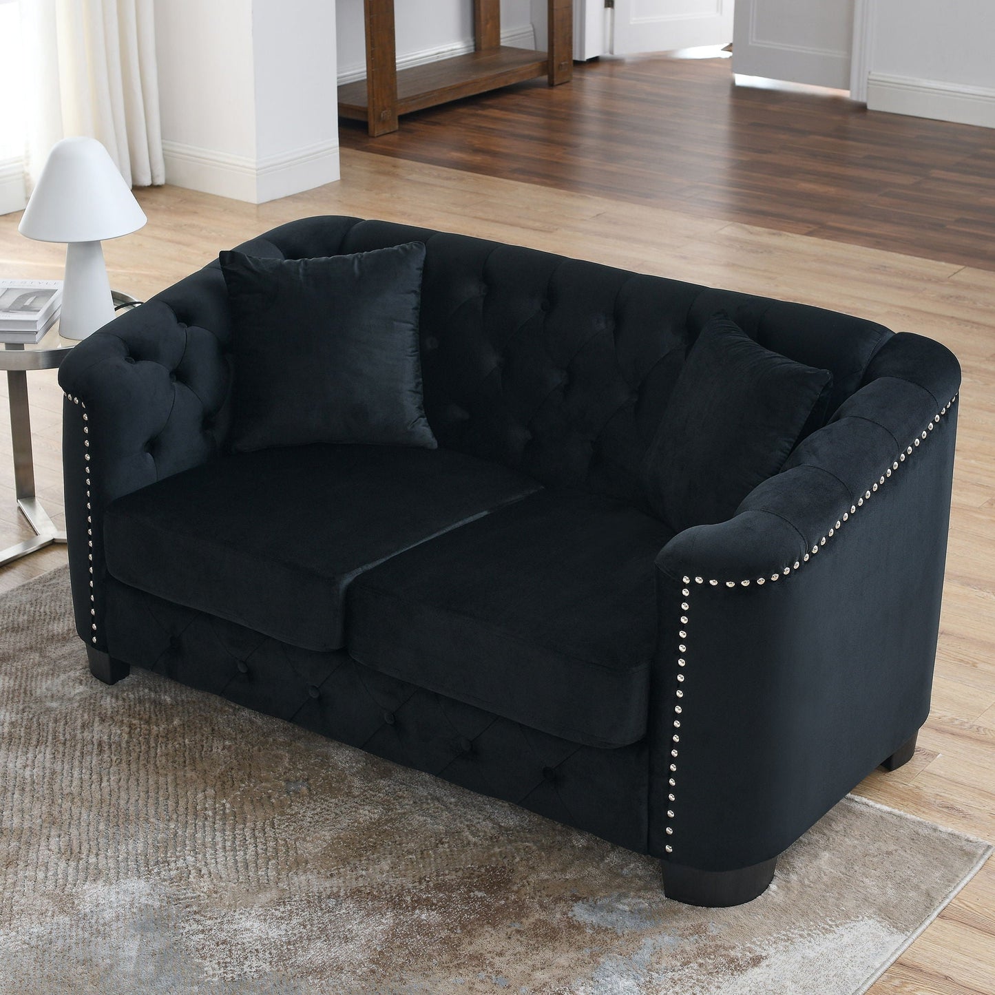 Modern Chesterfield Sofa With Tufted Backrest For Living Room