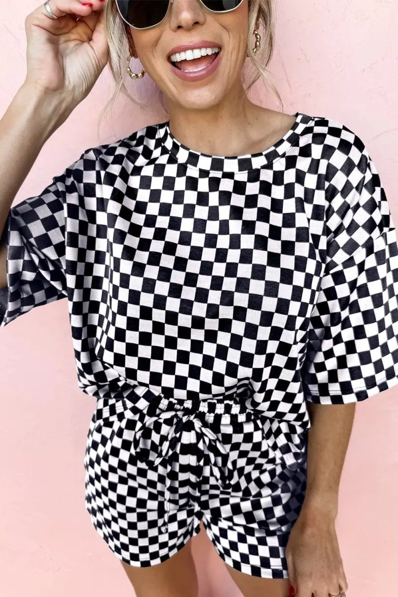 T-Shirts Love Salve Black Checkered Set Women's Casual Outfit 2-Piece Set: Comfortable, Stylish