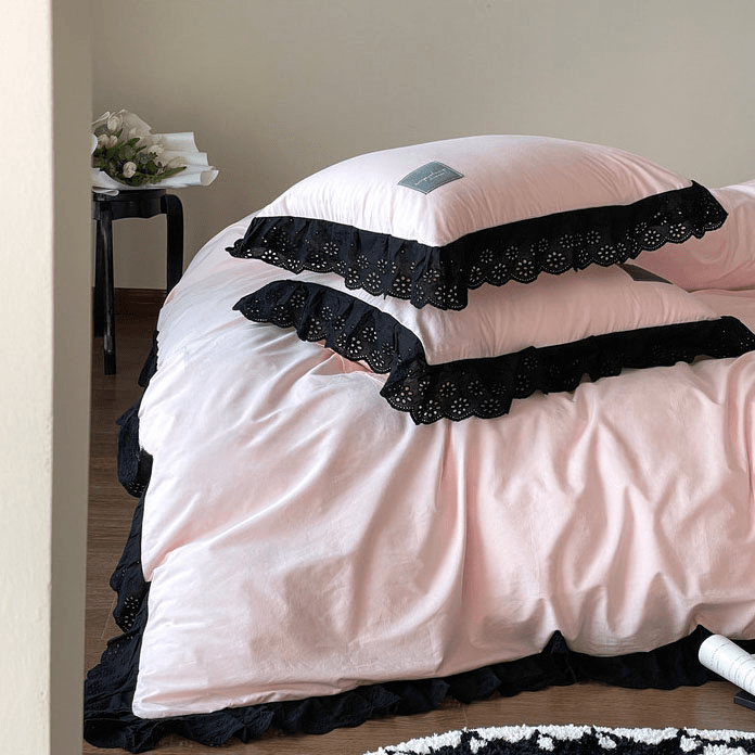 Black Lace Ruffle Bedding Set / Purple