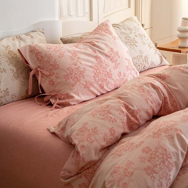 Bonnie Ribbon Bow Tie Floral Bedding Set / Brown