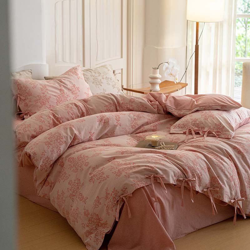 Bonnie Ribbon Bow Tie Floral Bedding Set / Brown