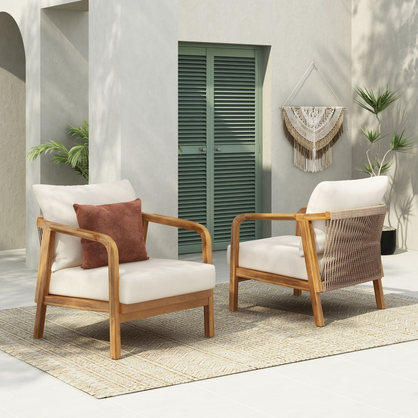 Outdoor Lounge Chair With Woven Backrest and Solid Wood Frame