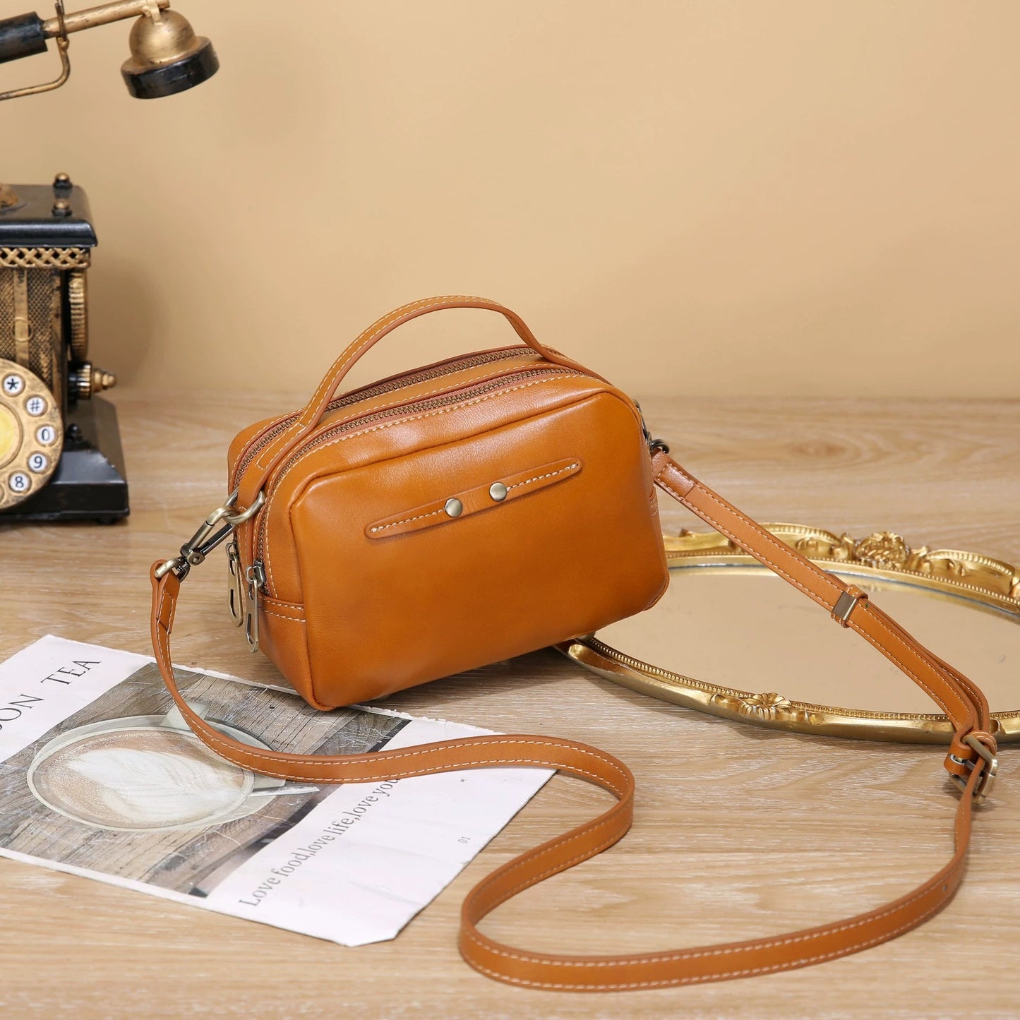 New Stylish Vintage Box Bag Made Of Top-grain Cowhide With Logo, Shoulder And Crossbody Bag, Small Square Bag For Commuting