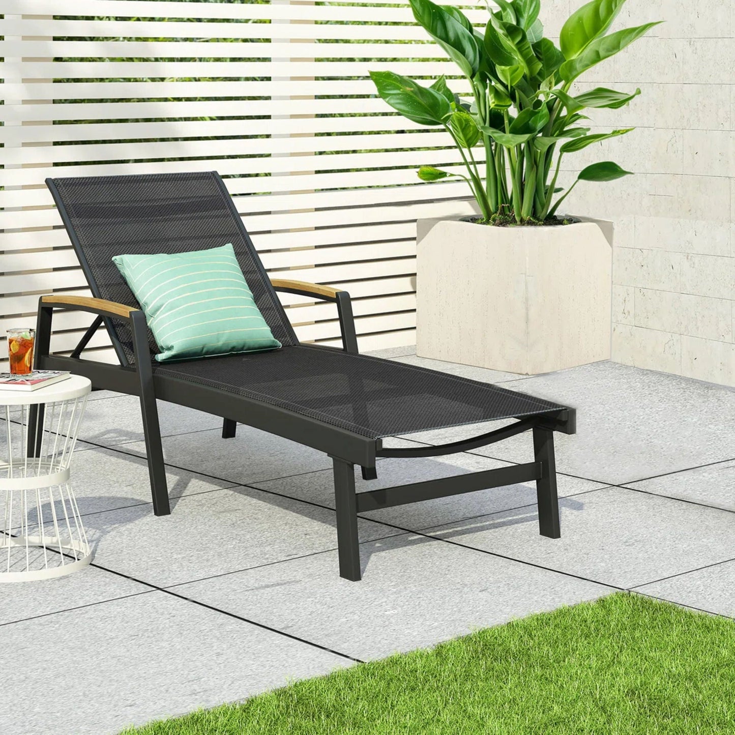 Oxton Chaise Lounge