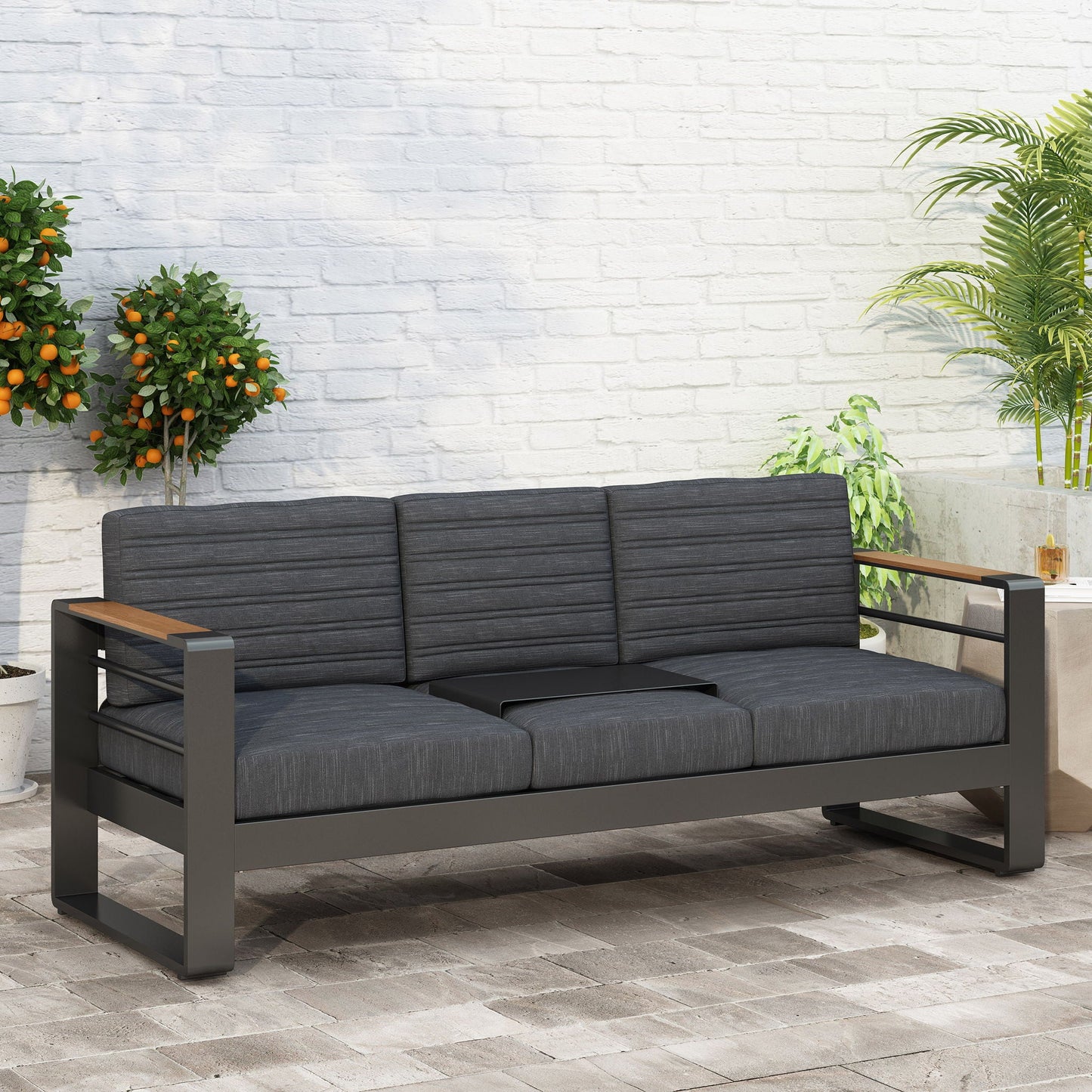 Giovanna 3-Seater Sofa with Aluminum Frame and Water-Repellent Cushions - Black