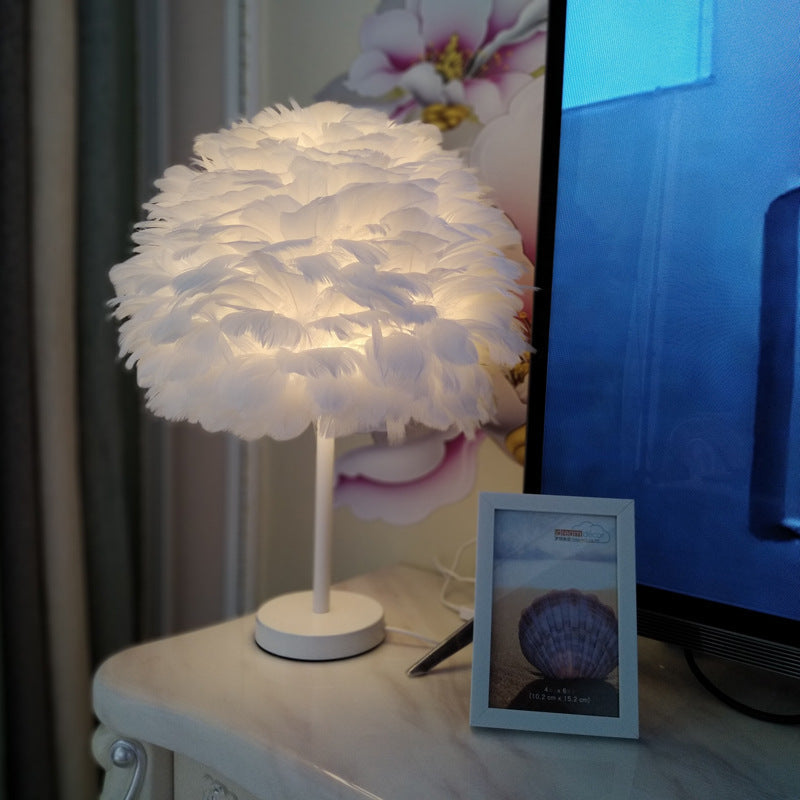 Bedroom Artistic Lamp Feather Table Lamp