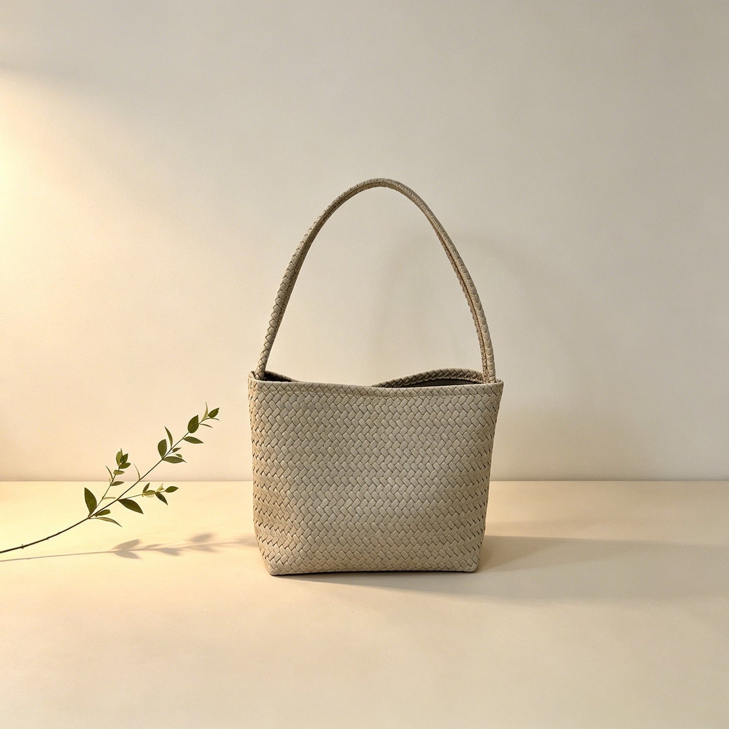 Vintage Woven-pattern Bucket Bag For Women With A Luxurious Feel