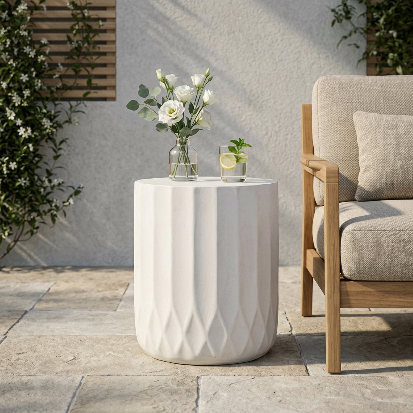 Round Outdoor Side Table, 15" W x 15" D End Table