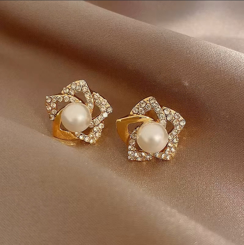 Fashion Rhinestone Rose Pearl Earrings