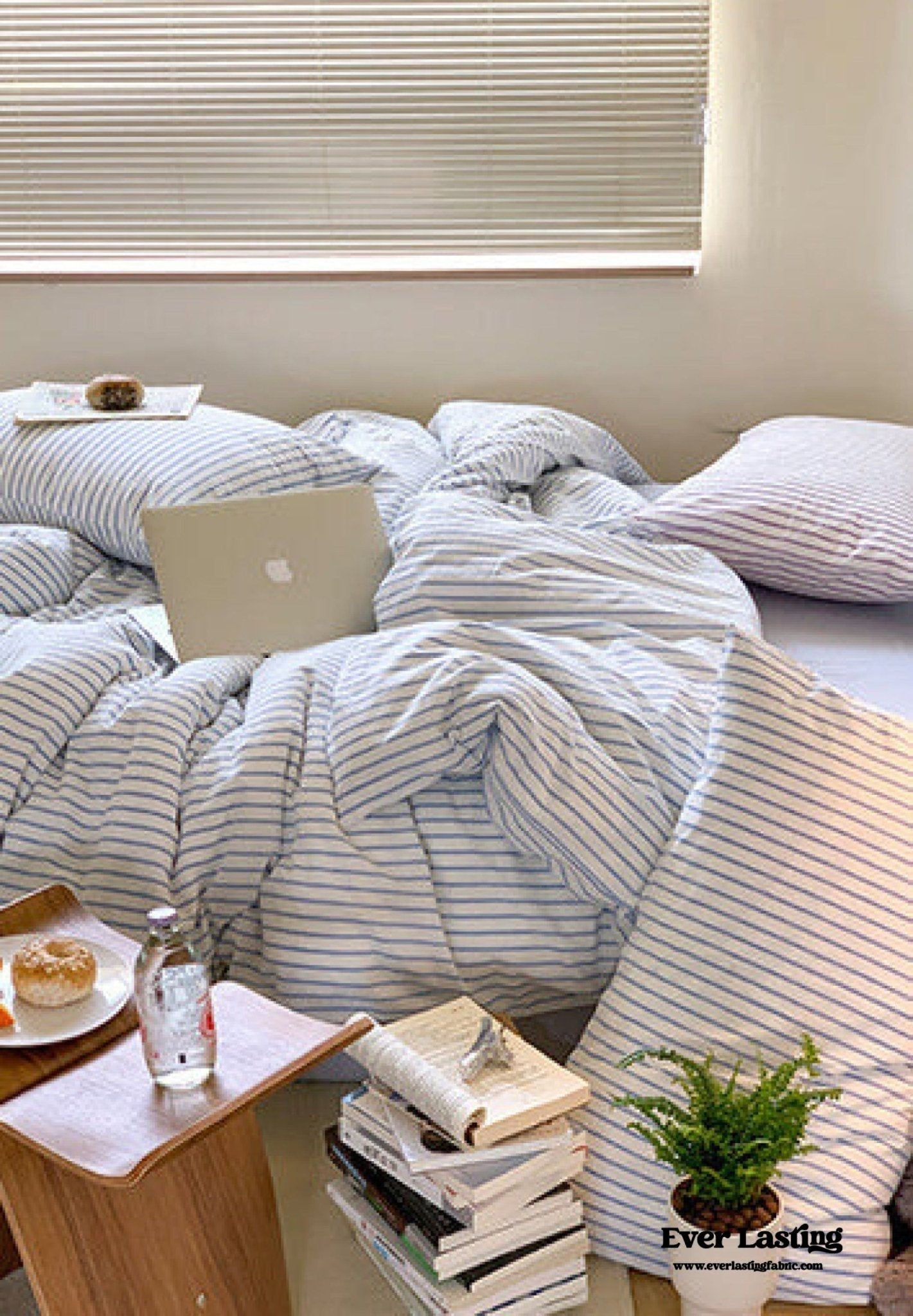 Candy Stripe Washed Cotton Bedding Set / Blue