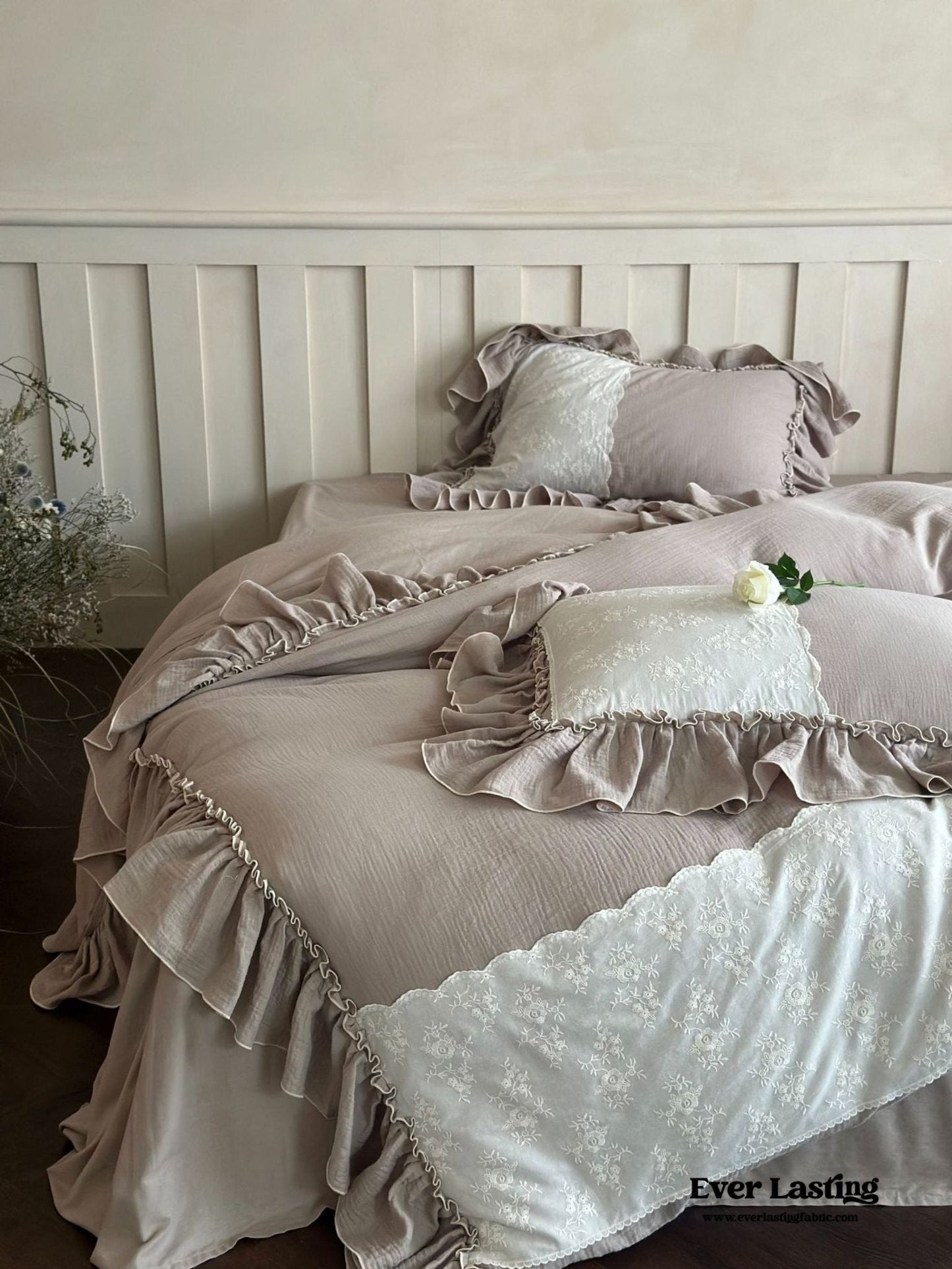 Celeste Soft Lace Embroidered Ruffle Bedding Set / White