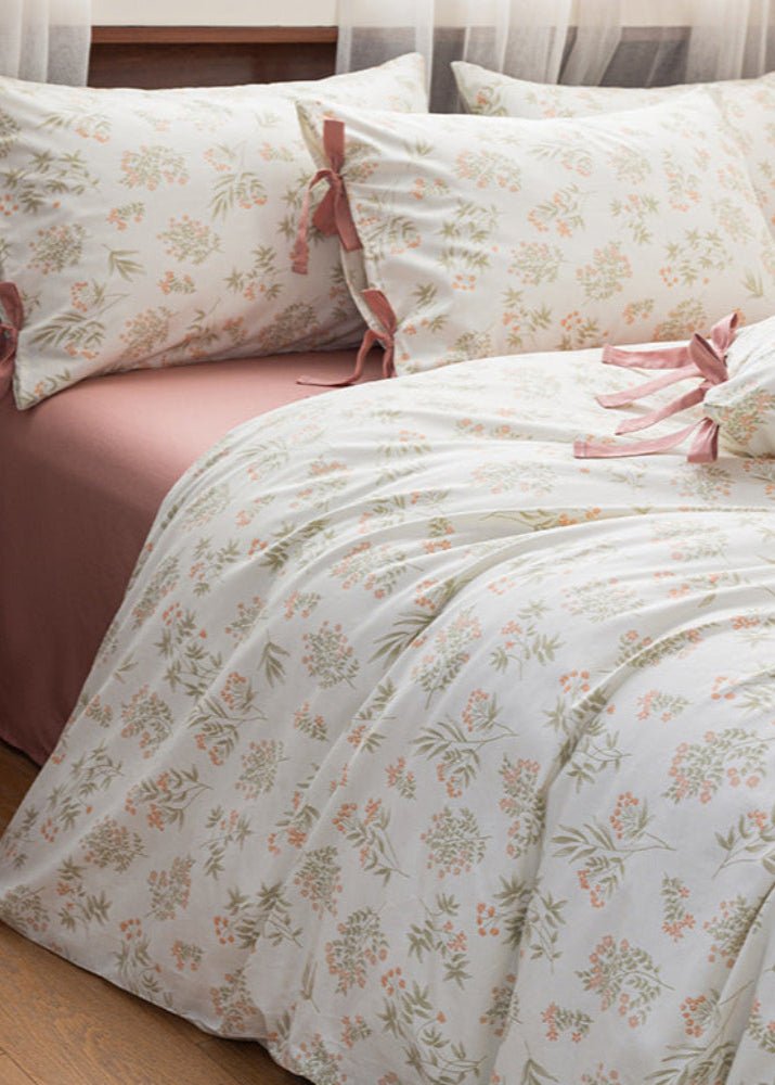 Celia Cottage Ribbon Bow Tie Floral Bedding Set / Purple