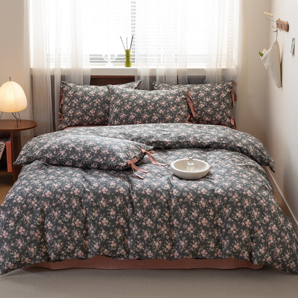 Celia Cottage Ribbon Bow Tie Floral Bedding Set / Purple