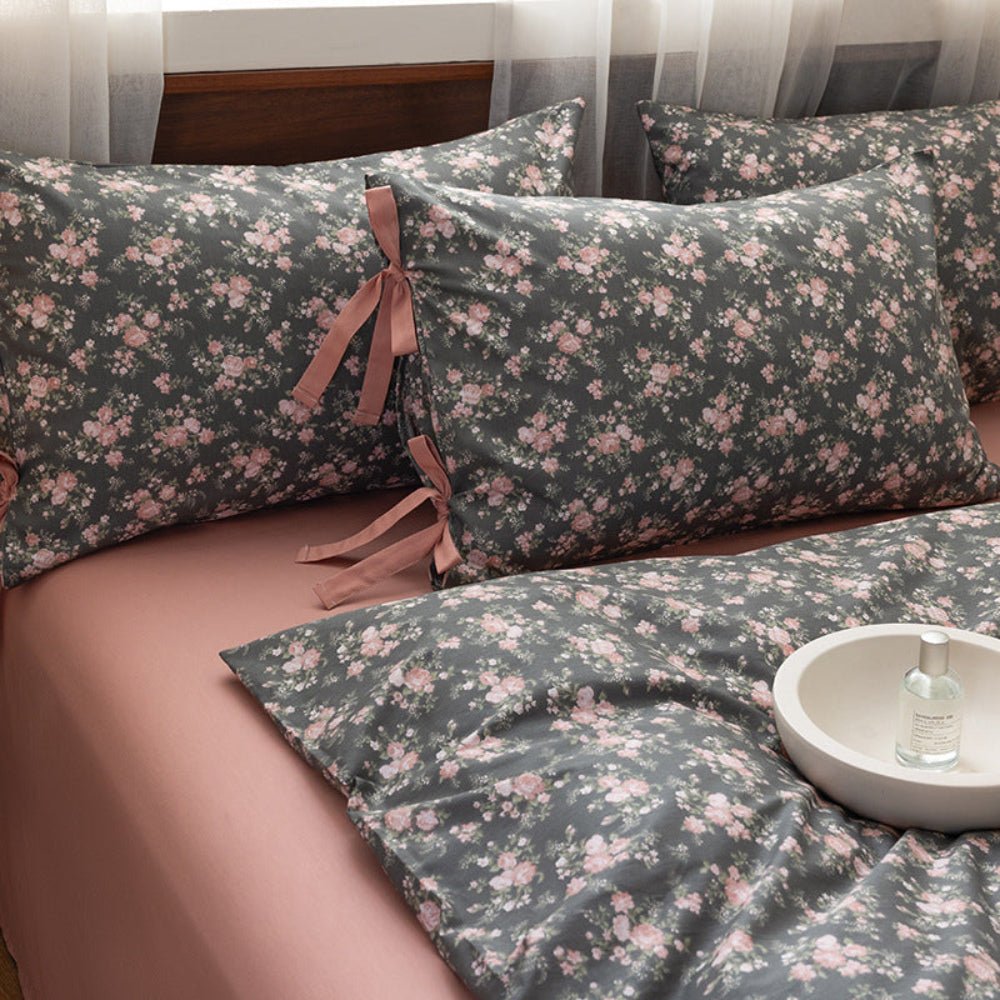 Celia Cottage Ribbon Bow Tie Floral Bedding Set / Blue