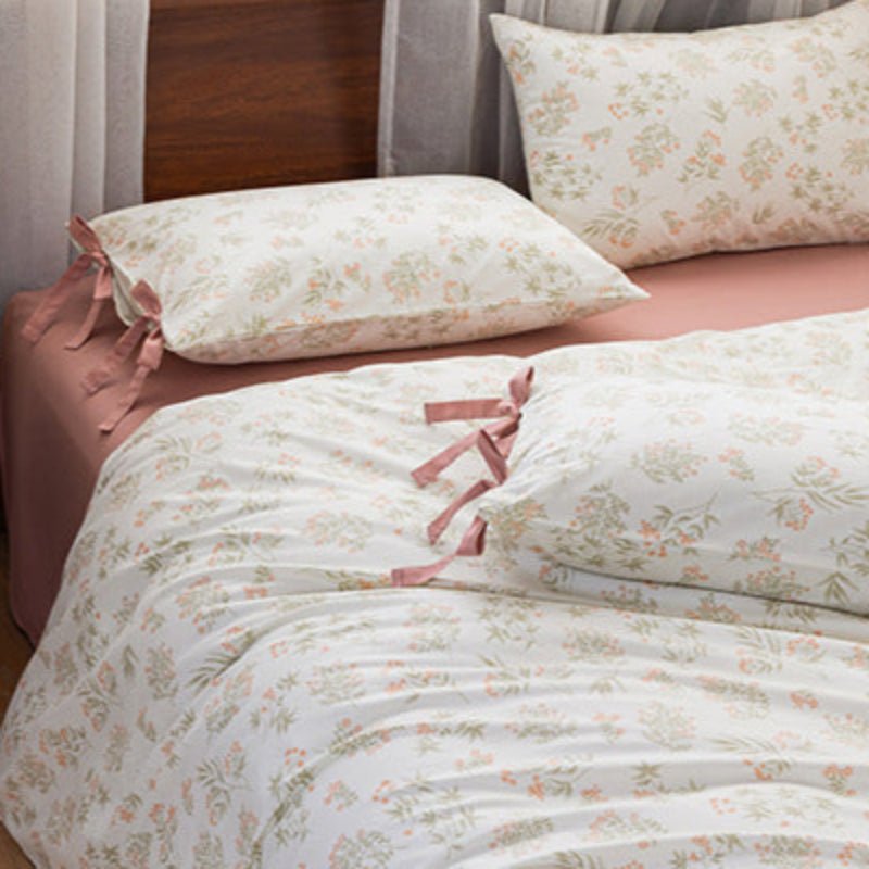 Celia Cottage Ribbon Bow Tie Floral Bedding Set / Pink