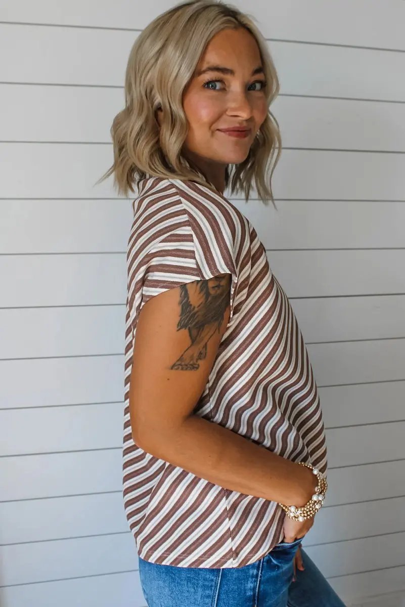 T-Shirts Love Salve Chestnut Striped Top Women's Daily Wear Blouse V Neck, Short Sleeve, Casual