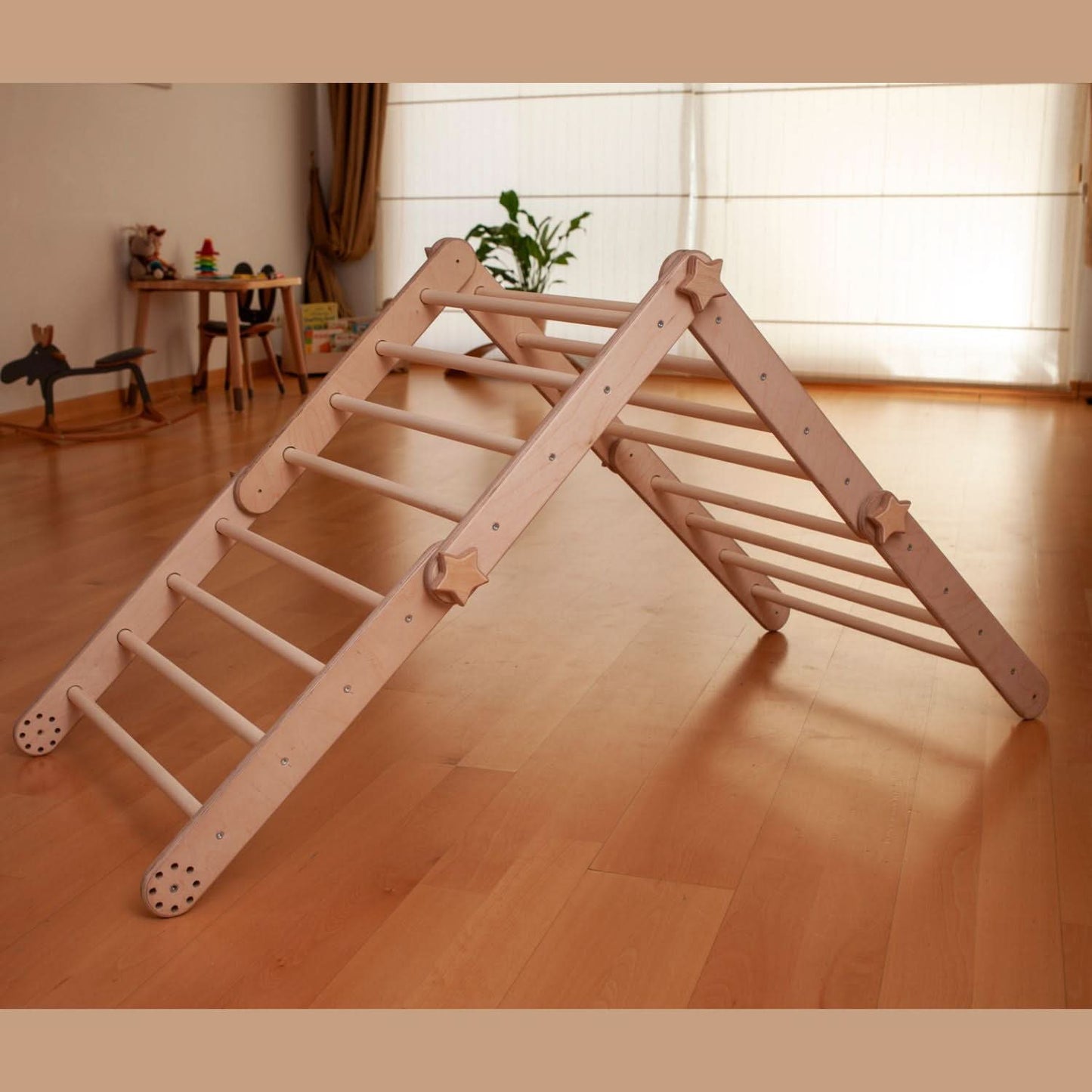 Transformable Climbing Cube with Ramp
