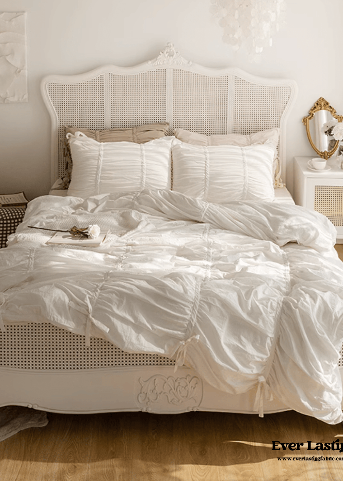 Coquette Ruffle Bedding Set with Ties / Pink
