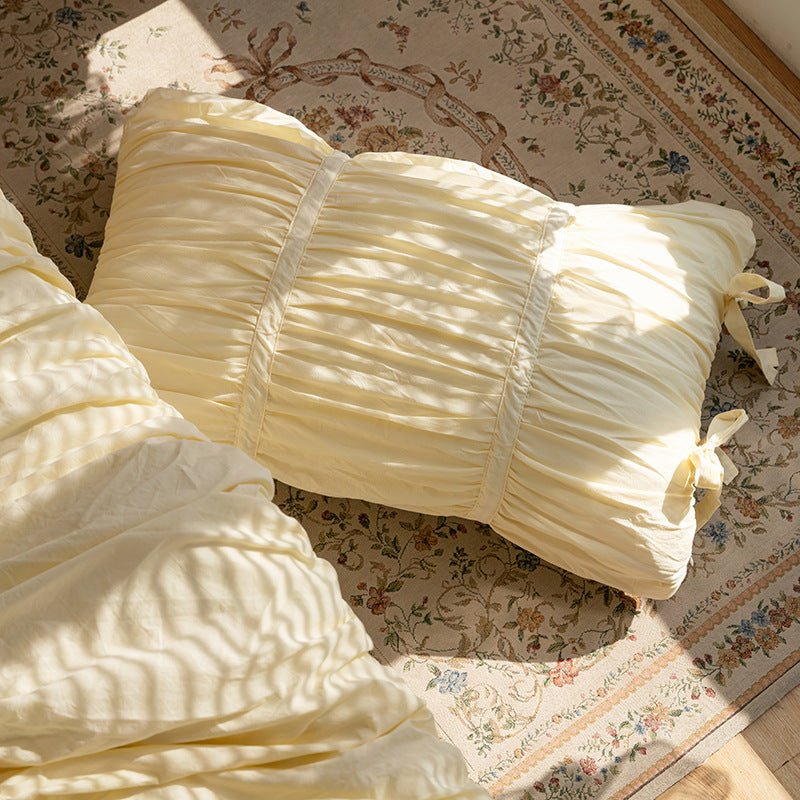 Coquette Ruffle Bedding Set with Ties / White