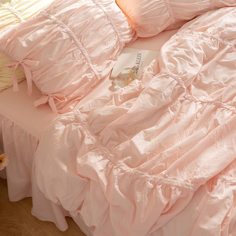 Coquette Ruffle Bedding Set with Ties / White
