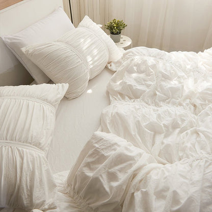 Coquette Ruffle Bedding Set with Ties / White