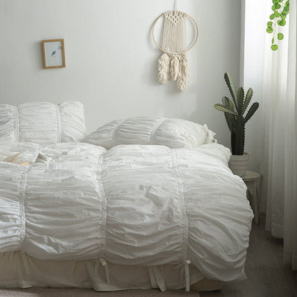 Coquette Ruffle Bedding Set with Ties / White