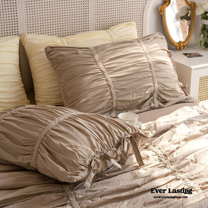 Coquette Ruffle Ribbon Ties Duvet Cover / White