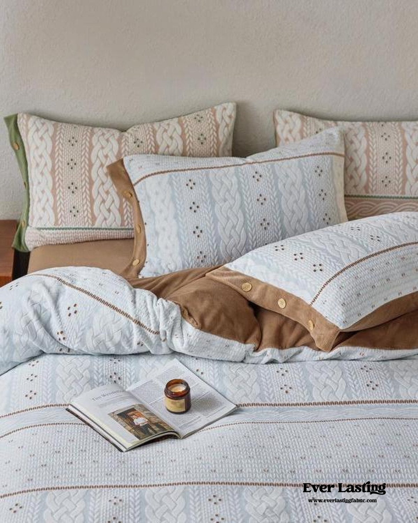 Cottage Braided Button Velvet Bedding Set / Cream