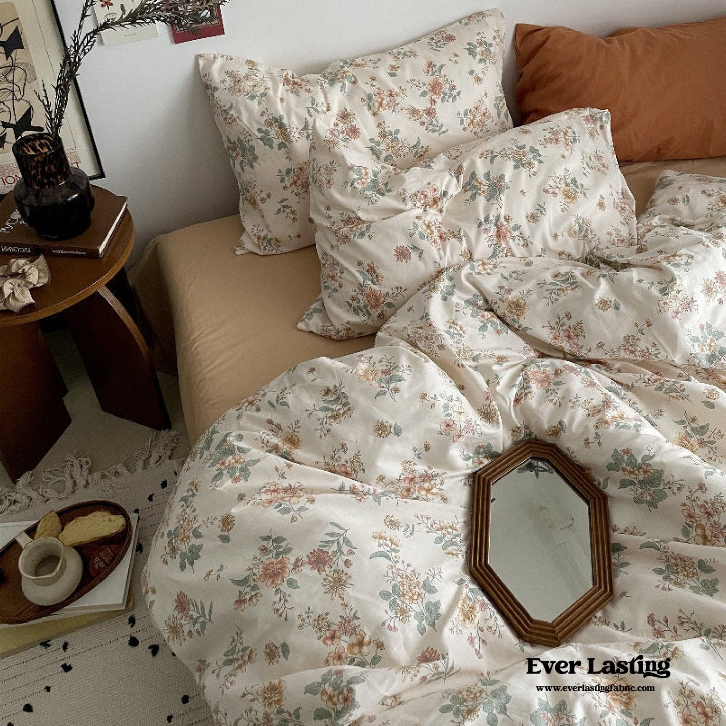 Cottage Floral Bedding Set / Lilac Purple