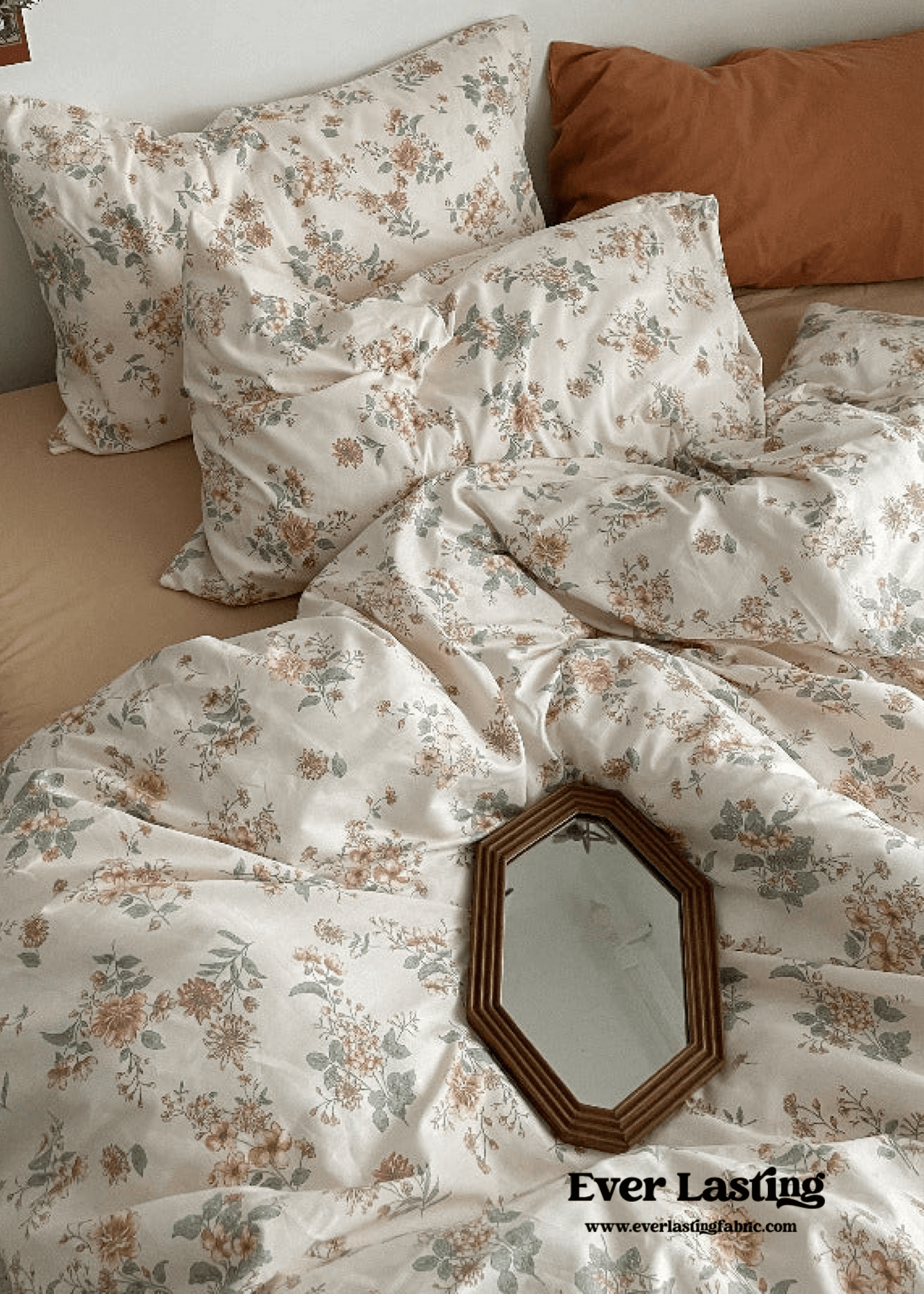 Cottage Floral Bedding Set / Lilac Purple
