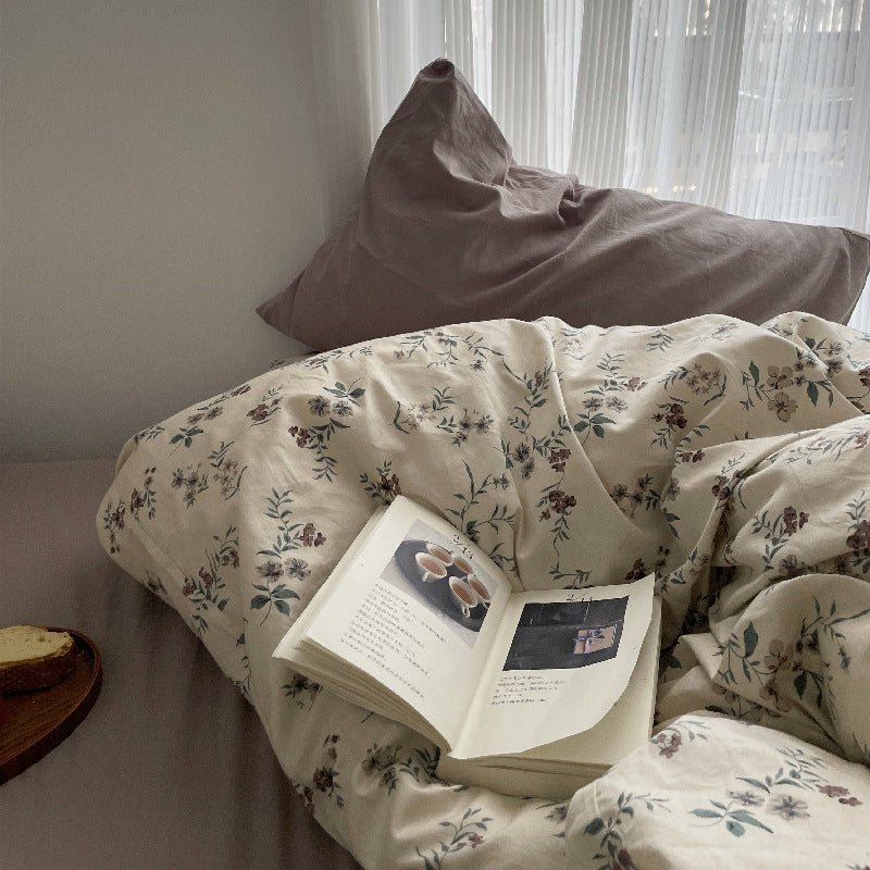 Cottage Floral Bedding Set / Orange Beige