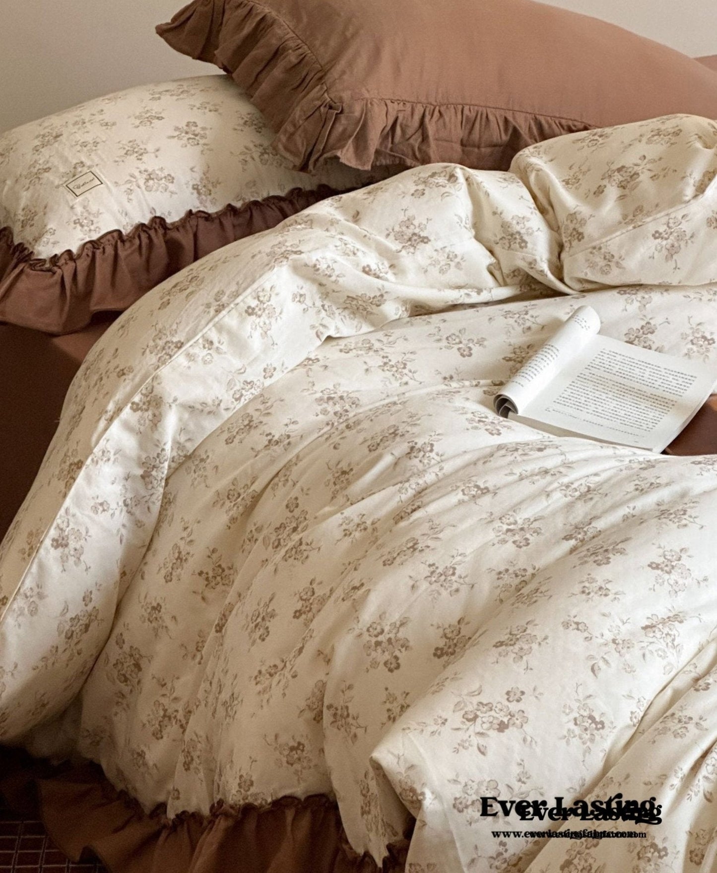 Cottage Inspired Ruffle Bedding Set / Brown
