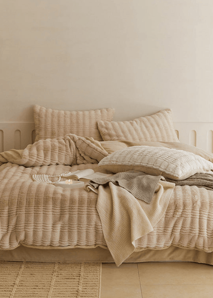 Cozy Earth Tone Milk Velvet Bedding Set / Pink